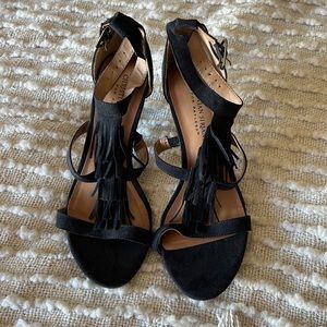 Christian Siriano black fringe heels size 9